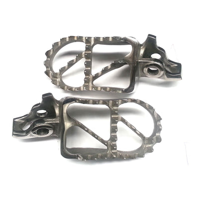 FOOTPEGS